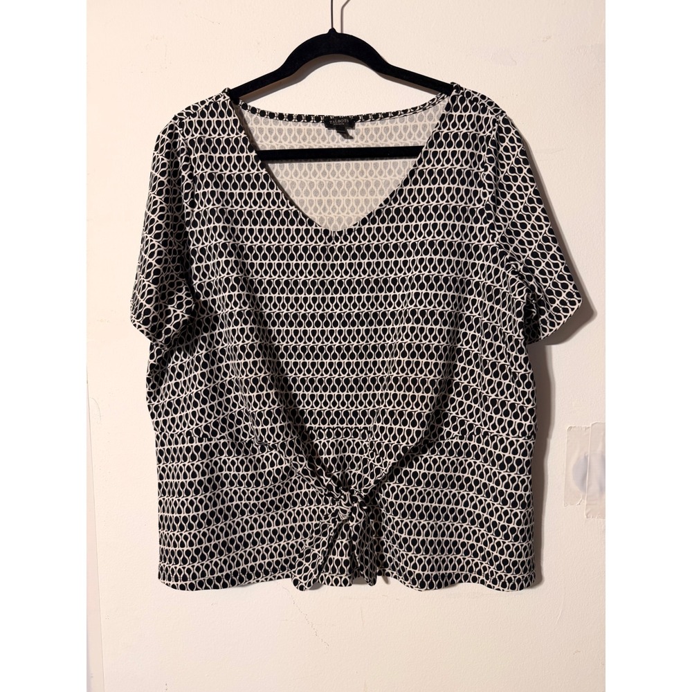 Talbots Plus Petite 2XP Black White Geometric V-Neck Front Tie Knot Top VN259